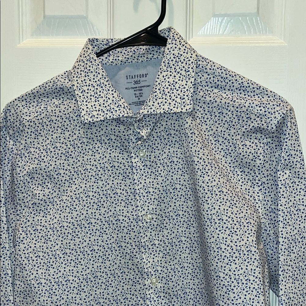 Stafford Men's White and Blue Floral Shirt